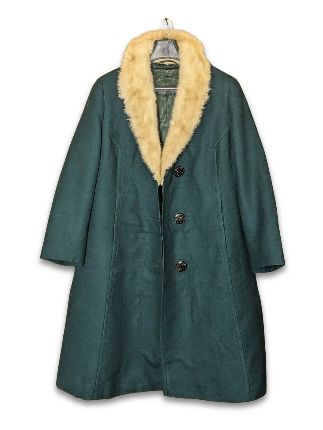 Elegant Emerald Green Long Wool Coat with Cream Faux Fur Collar
