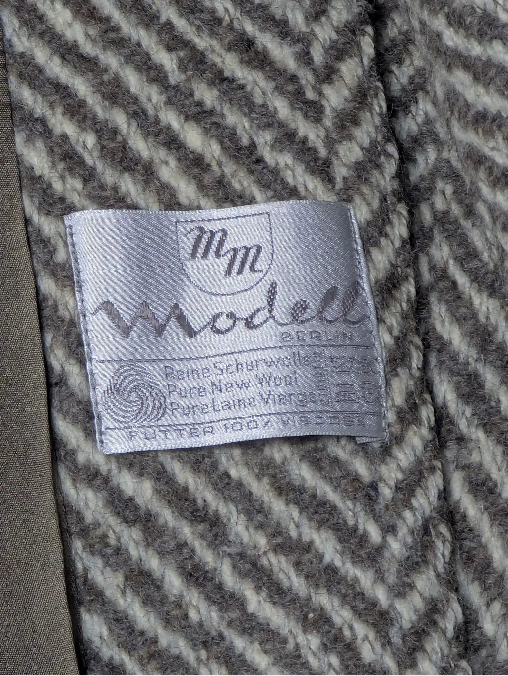 Modell Women's Long Wool Coat