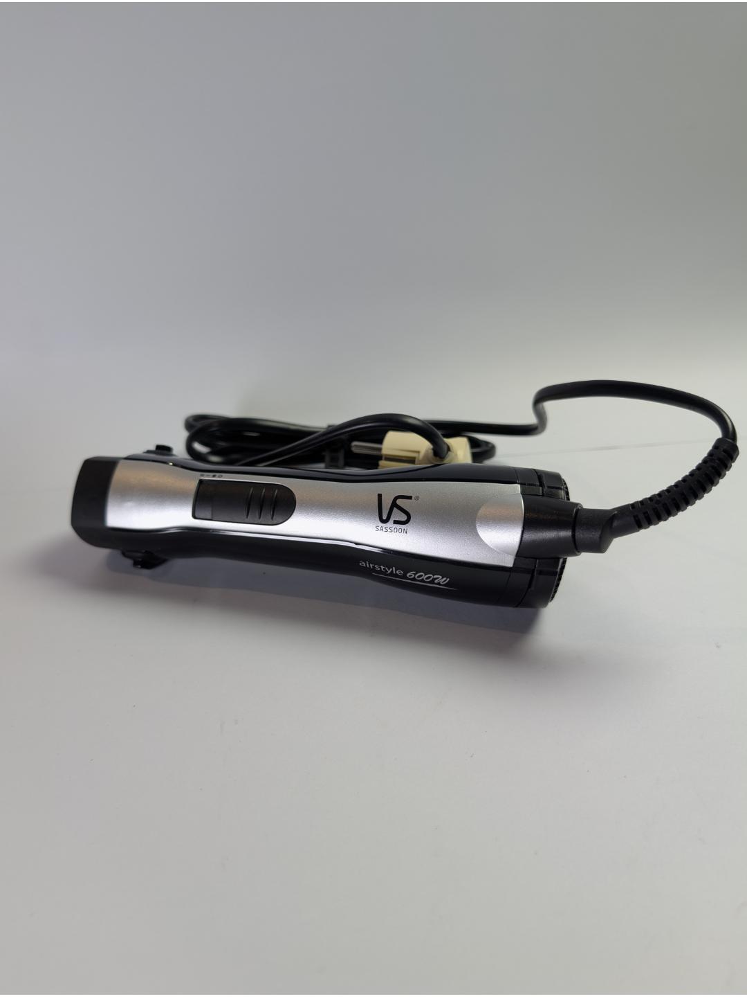 VS Sassoon 600W Ionic Hot Air Styler