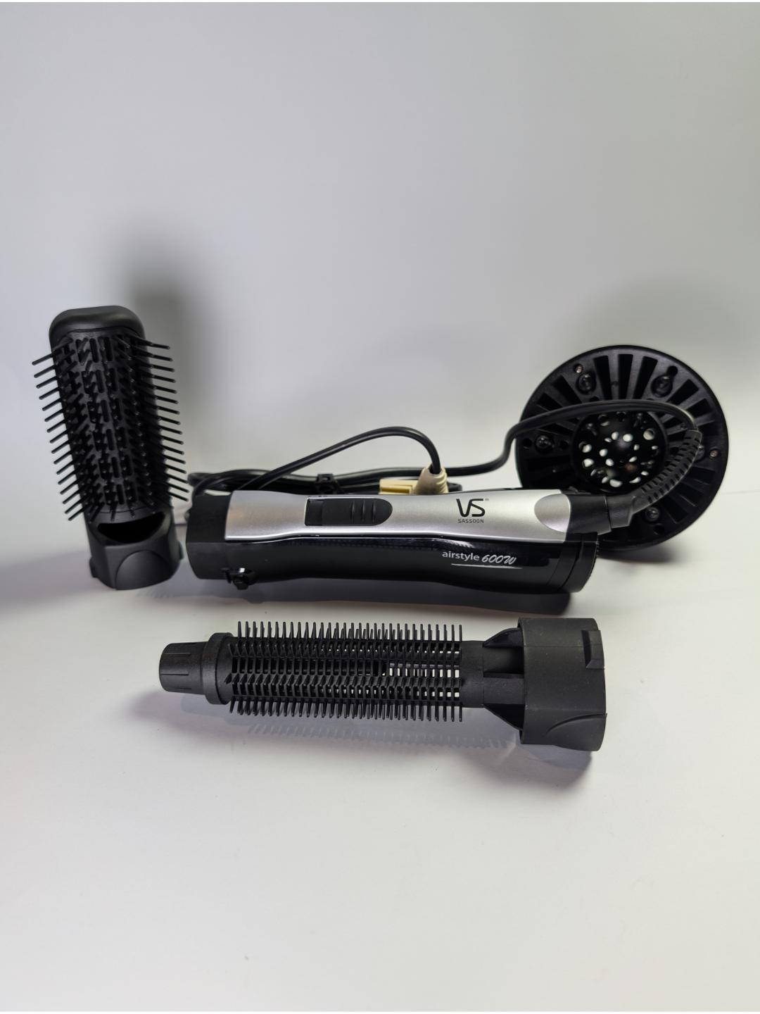 VS Sassoon 600W Ionic Hot Air Styler