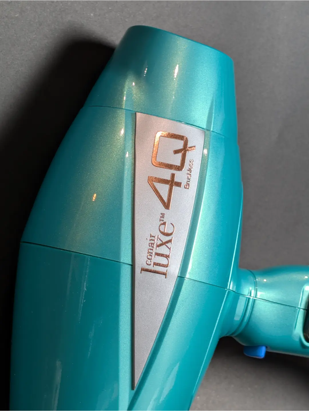 Conair Luxe™ 4Q Styling Tool (Heat Protect Brushless Motor Technology)