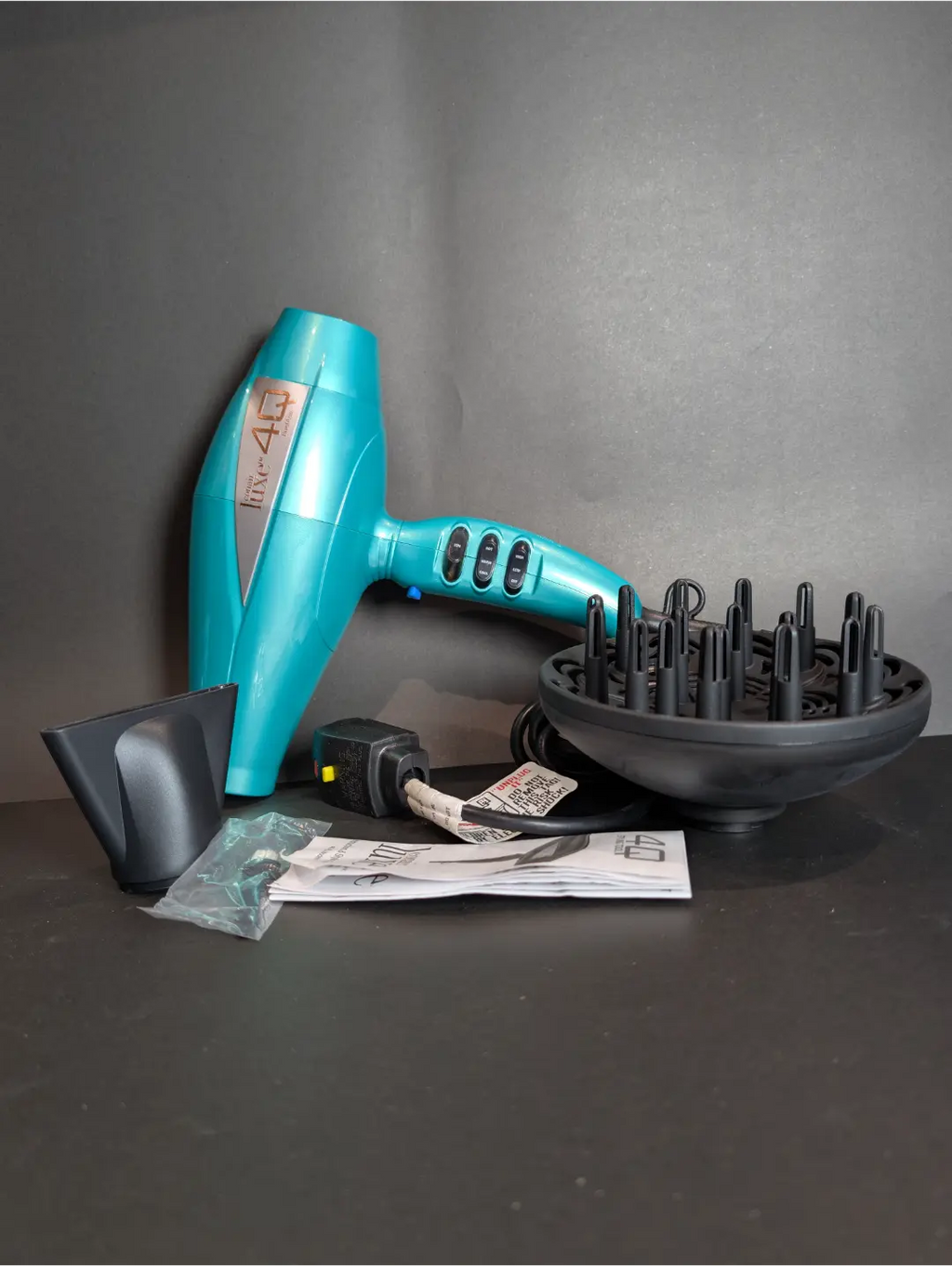 Conair Luxe™ 4Q Styling Tool (Heat Protect Brushless Motor Technology)