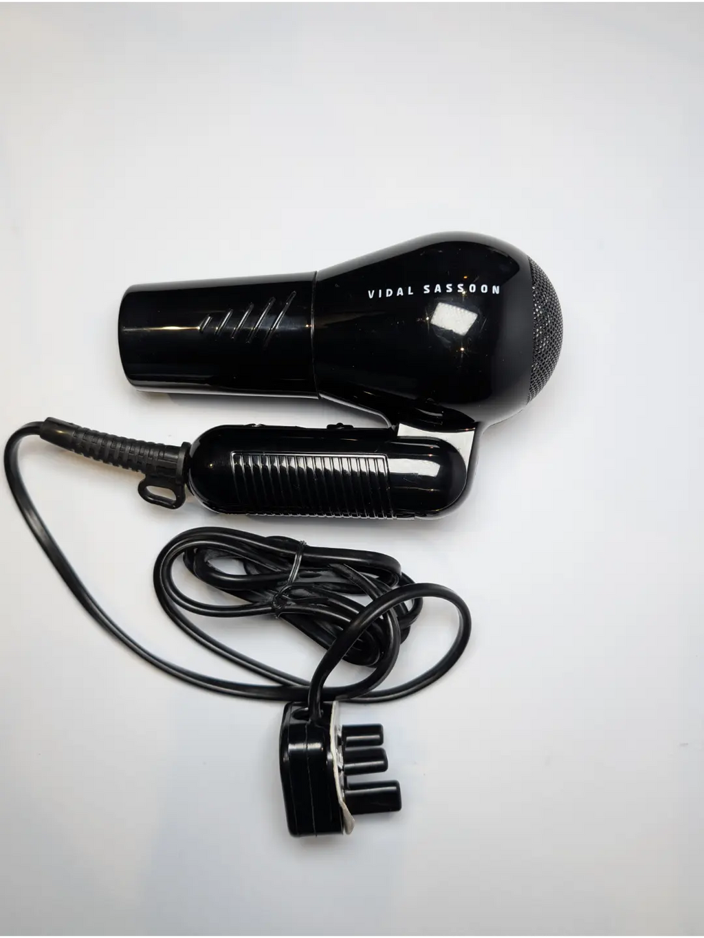 Vidal Sassoon Professional Hair Care Travel Set (Model VS-551UKV)