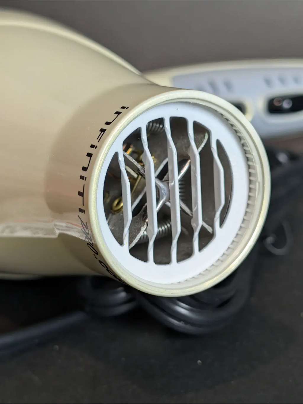 InfinitiPRO by Conair® 1875W Italian AC Motor Dryer