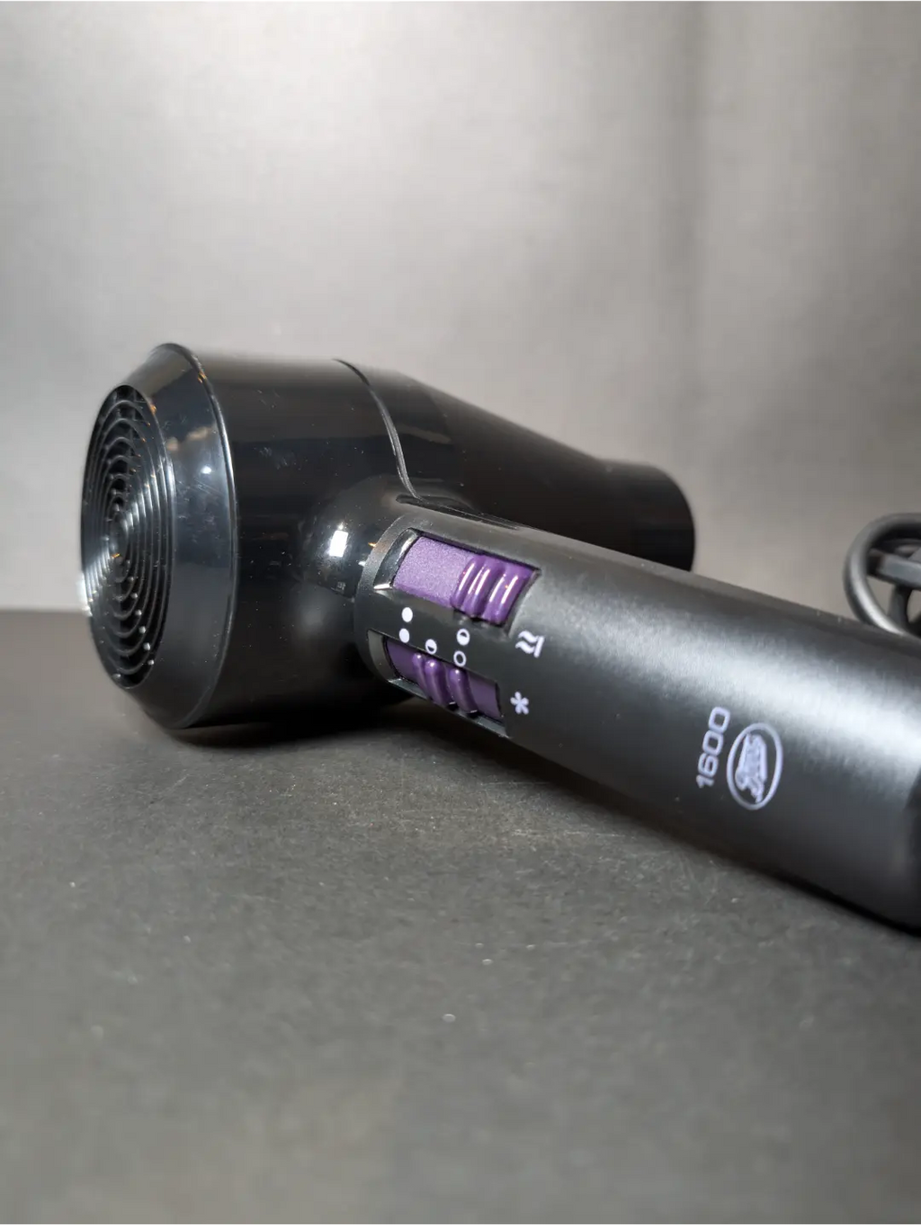 Boots Essentials Compact Hairdryer