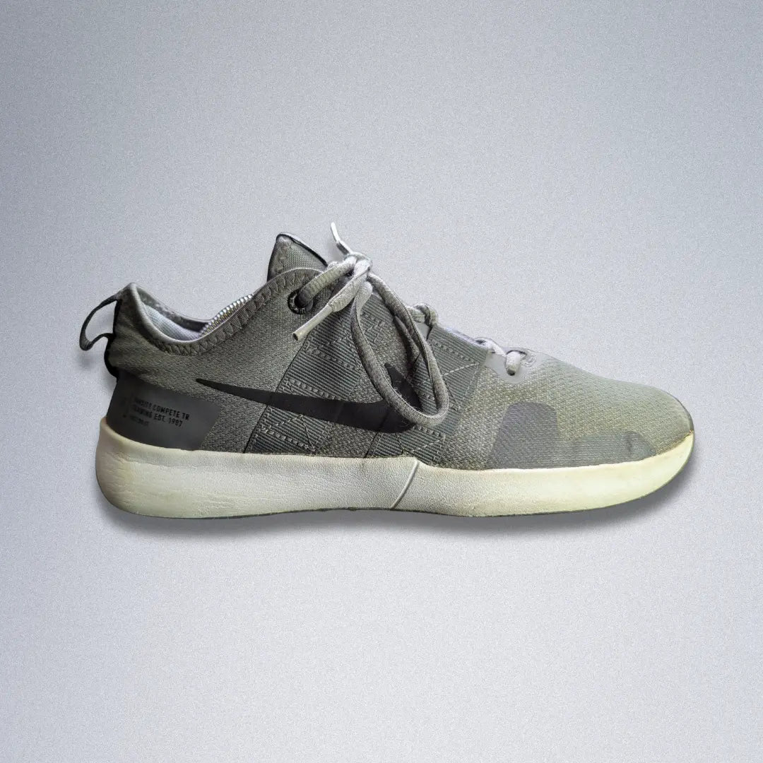 Nike Varsity Compete TR2